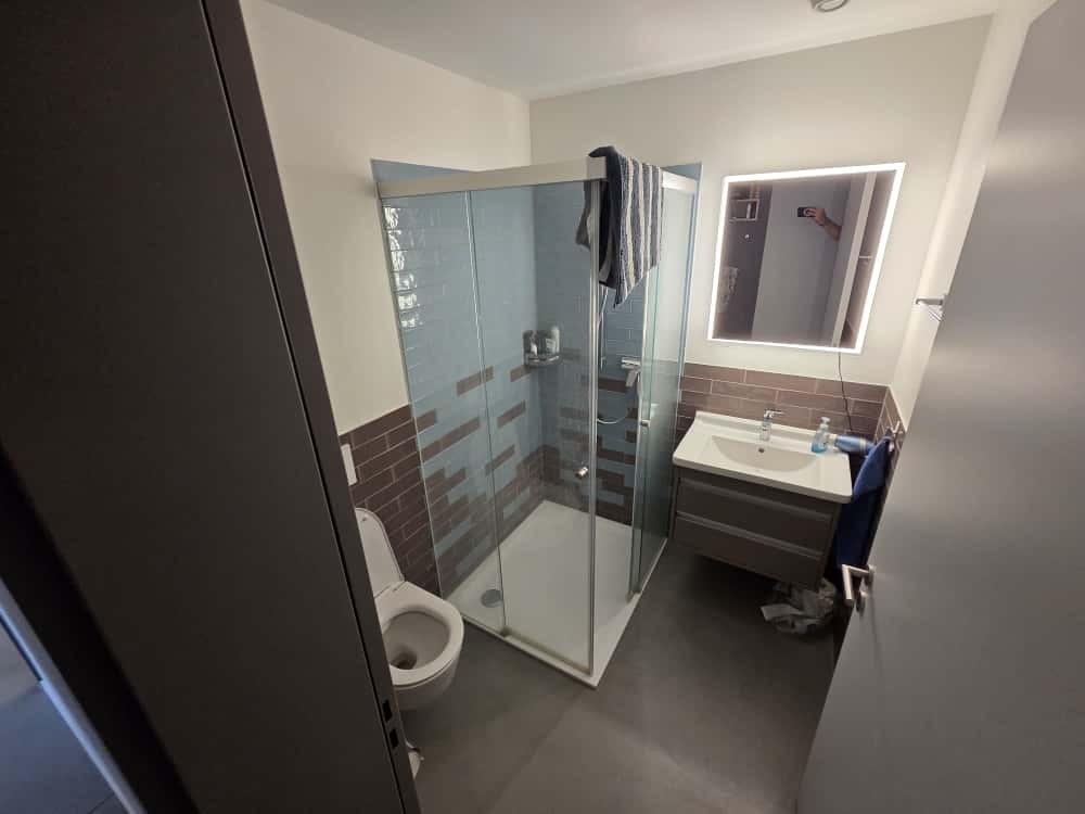 Room in a shared flat, photo 7 sur 9