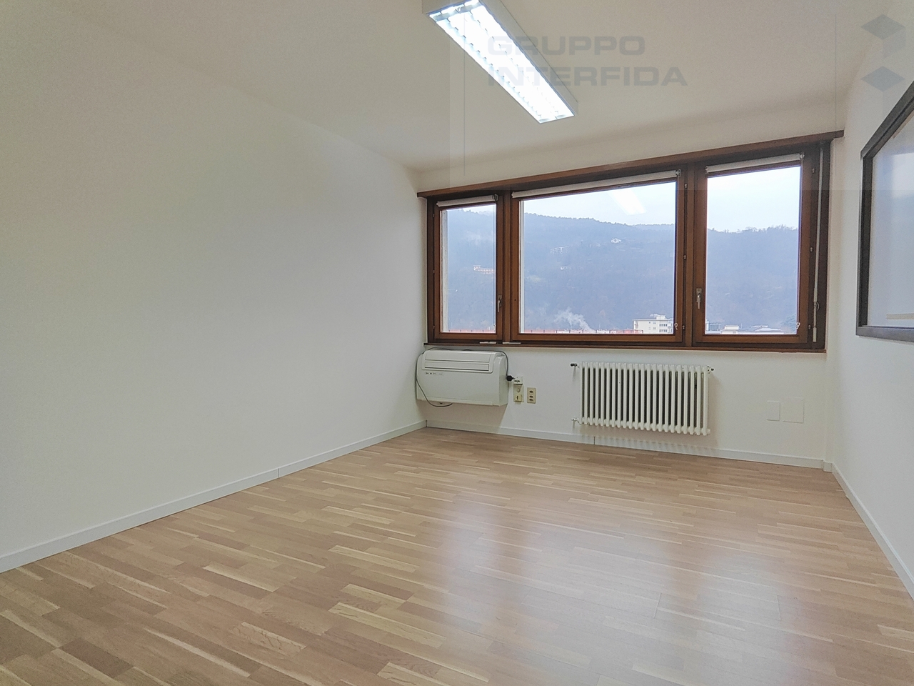 167m² office, photo 5 of 8