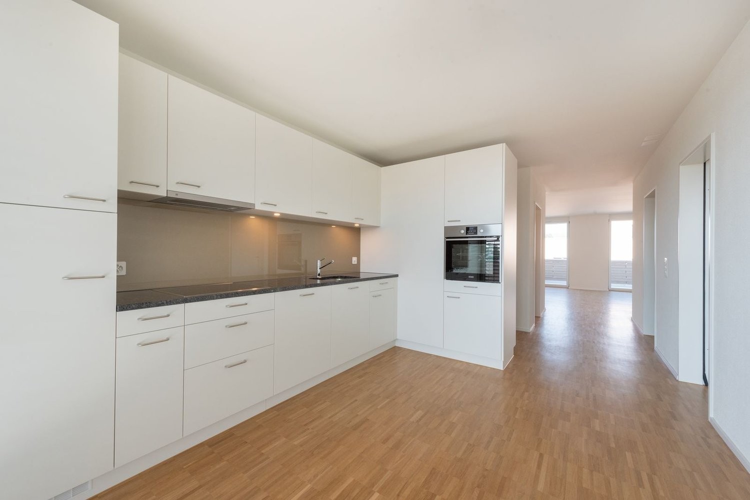3 ½ rooms apartment, photo 2 of 8