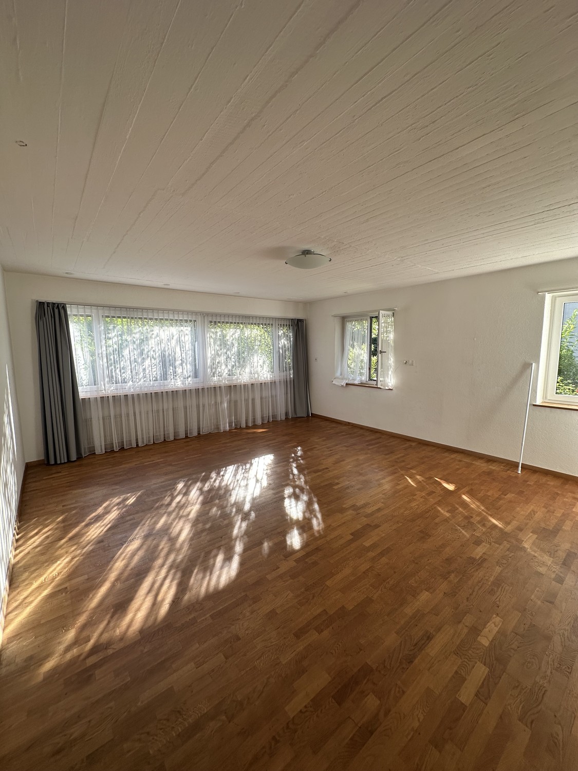 30m² commercial, photo 1 of 4