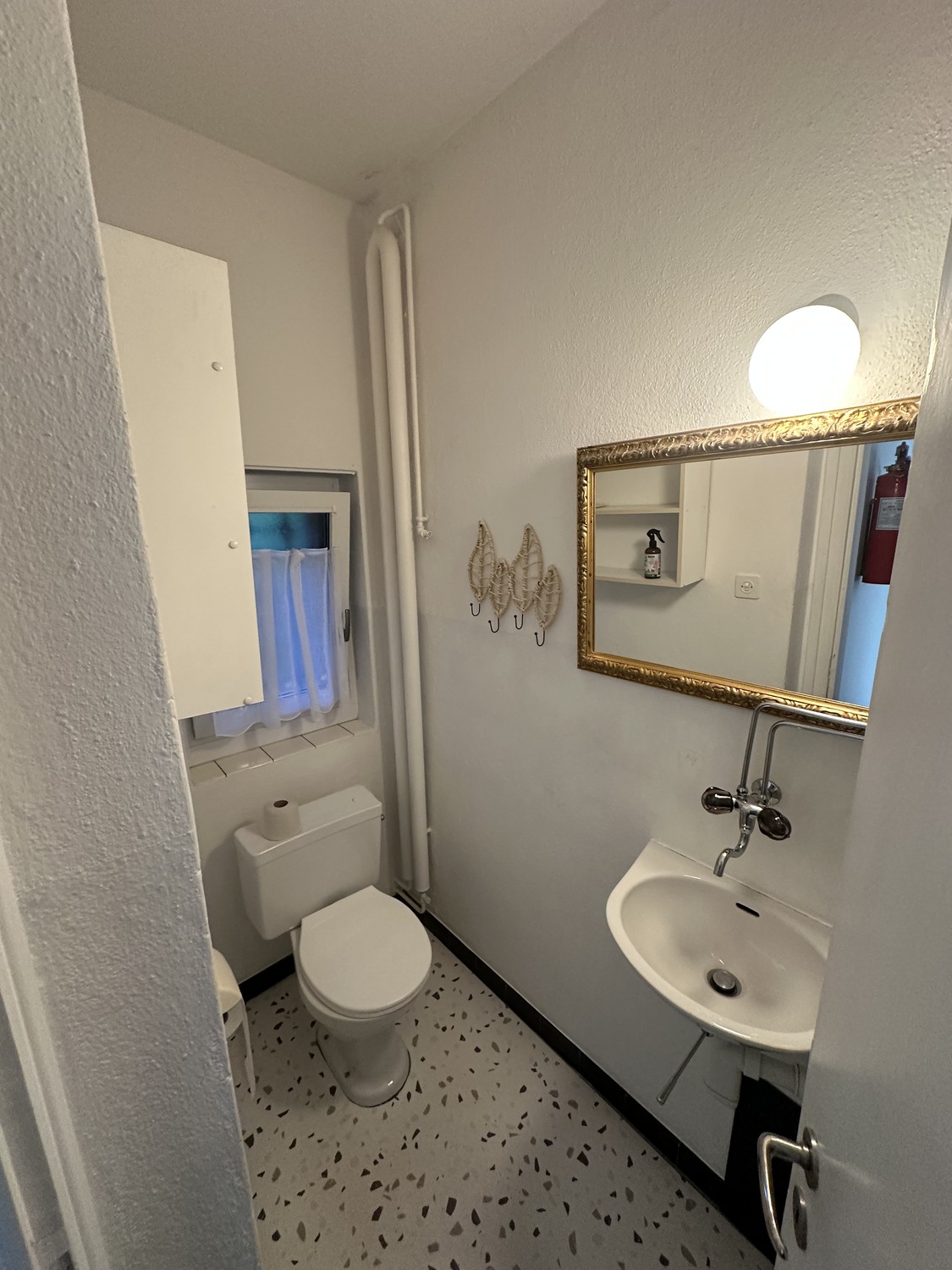 30m² commercial, photo 4 of 4