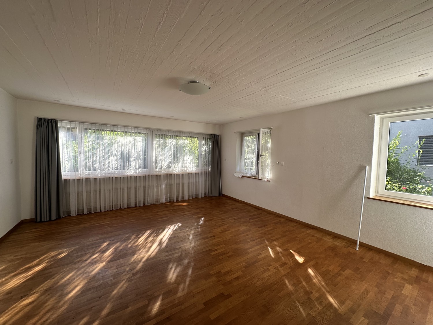30m² commercial, photo 2 of 4