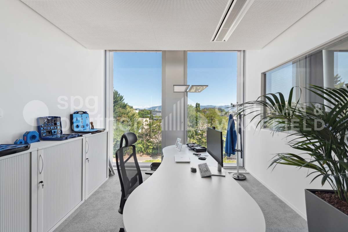 1200m² office, photo 7 of 10