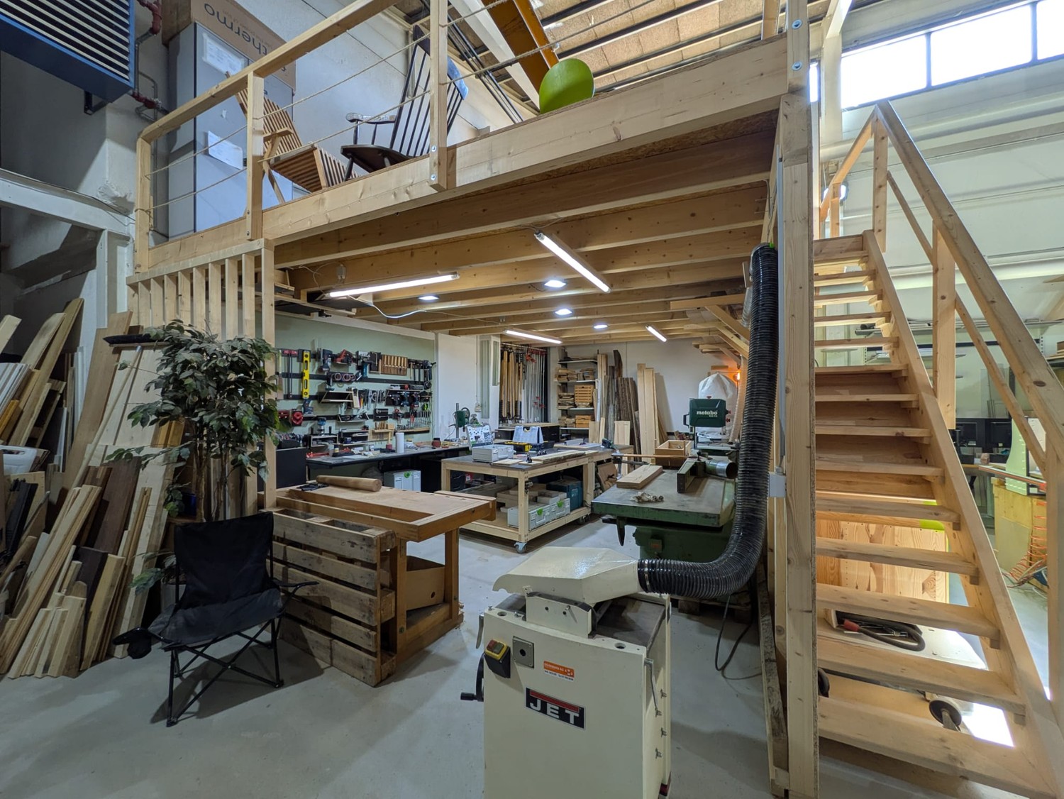 32m² commerciale