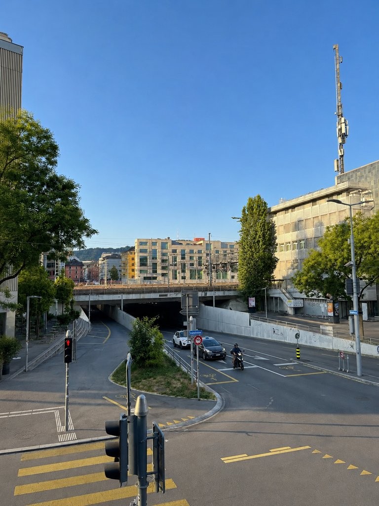 965m² commercial, photo 4 of 10