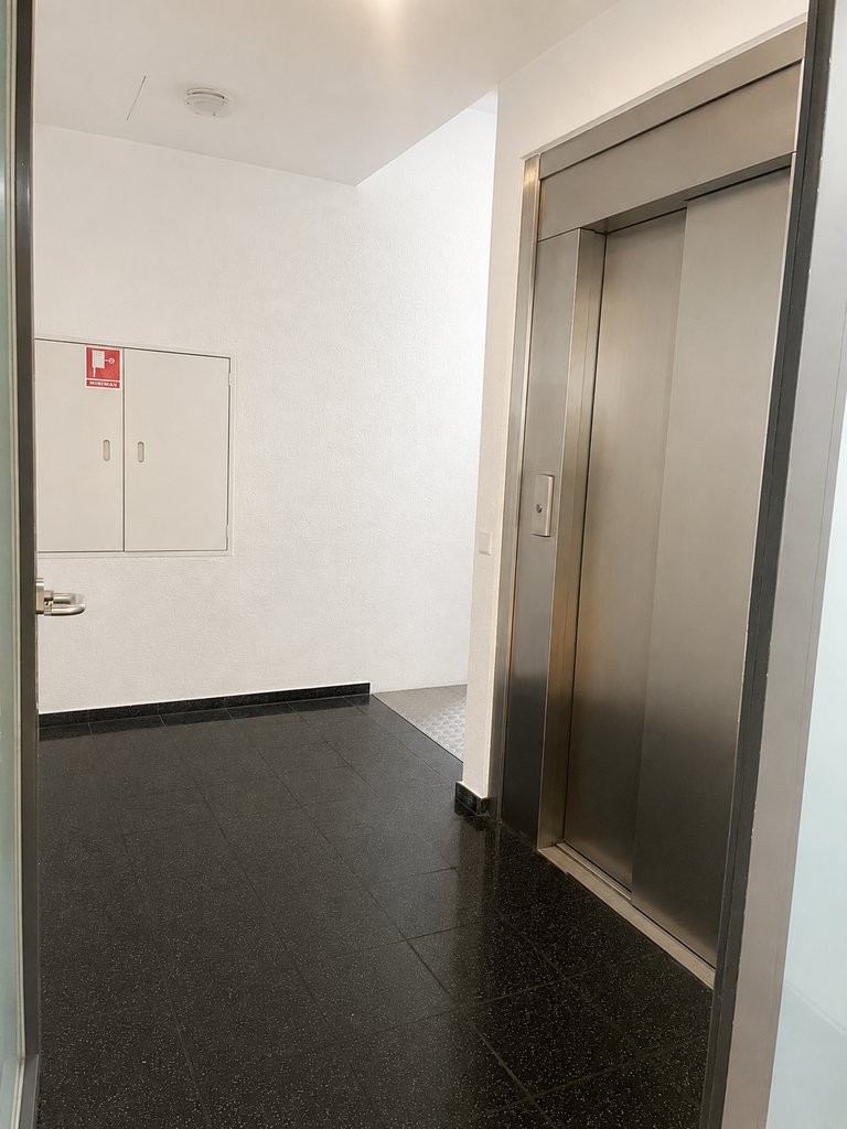 965m² commercial, photo 10 of 10