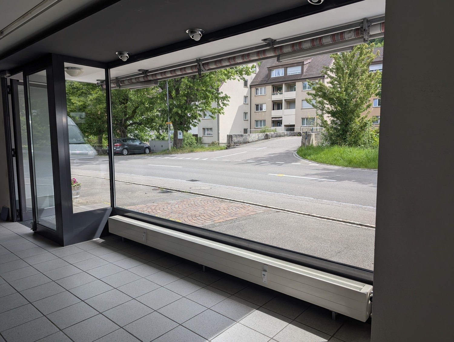84m² shop, photo 9 of 10