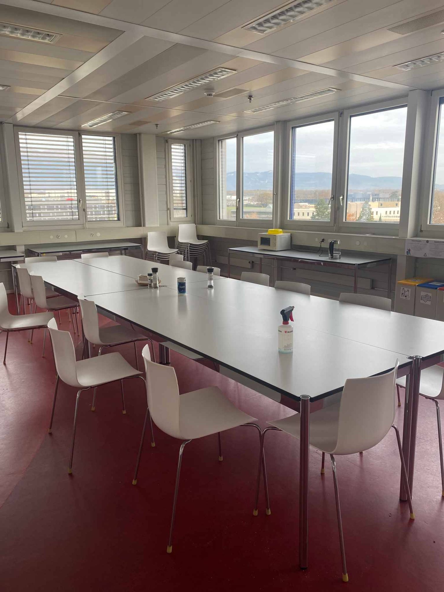 1016m² office, photo 5 of 7