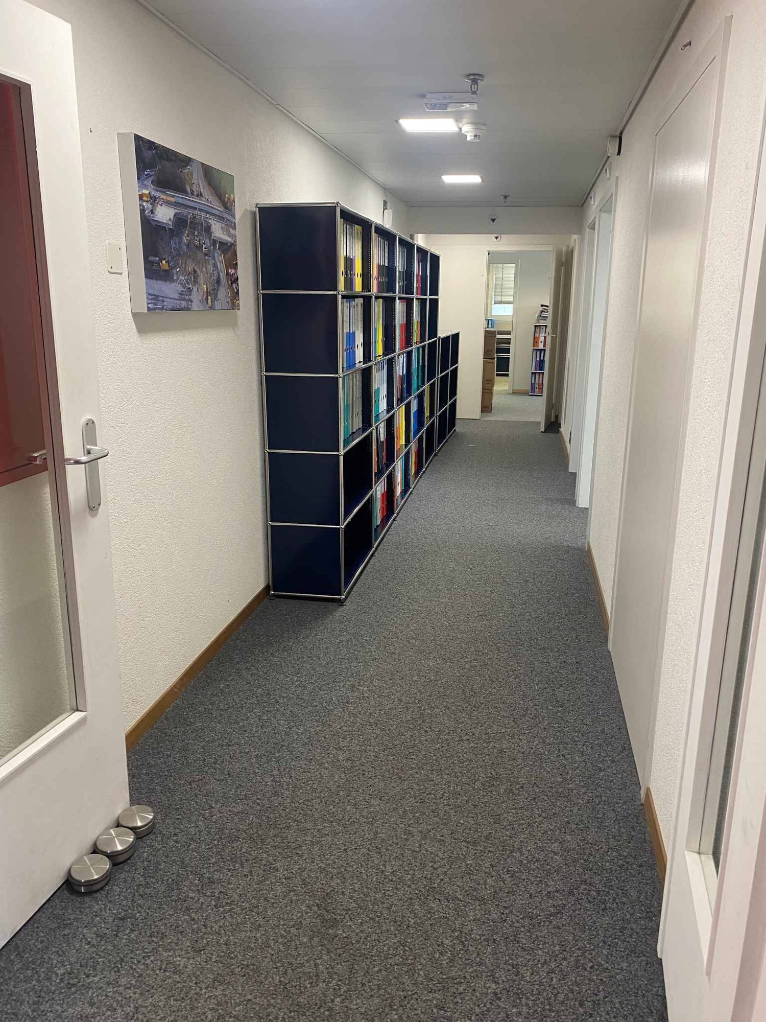 1016m² office, photo 7 of 7