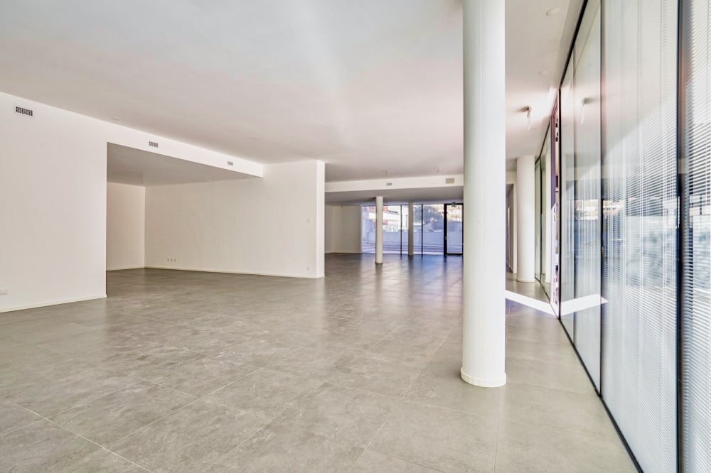 Office, photo 1 of 5