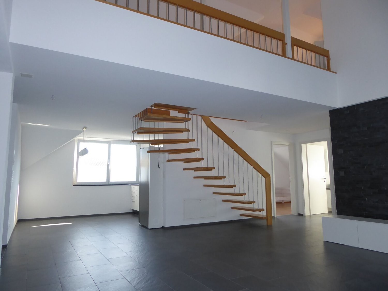 6 rooms apartment