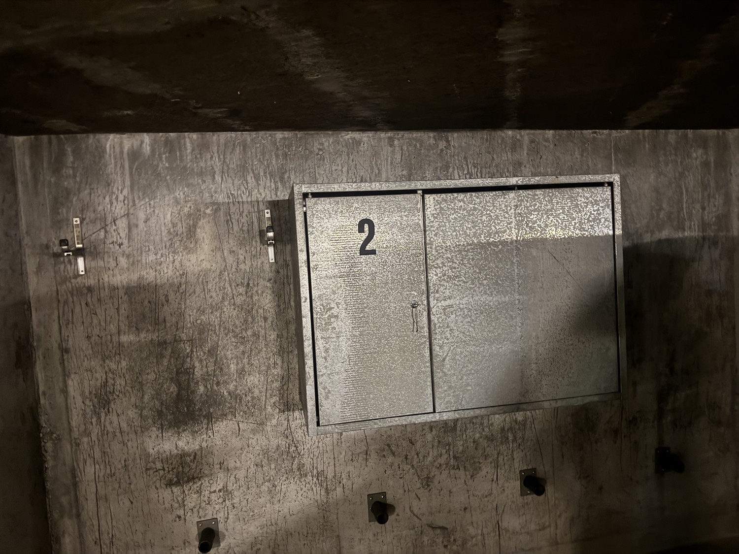 Open slot, photo 1 of 3