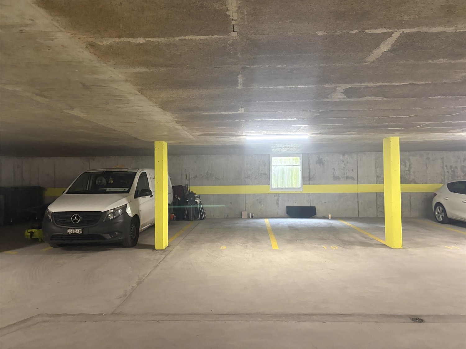 Underground slot, photo 1 of 2