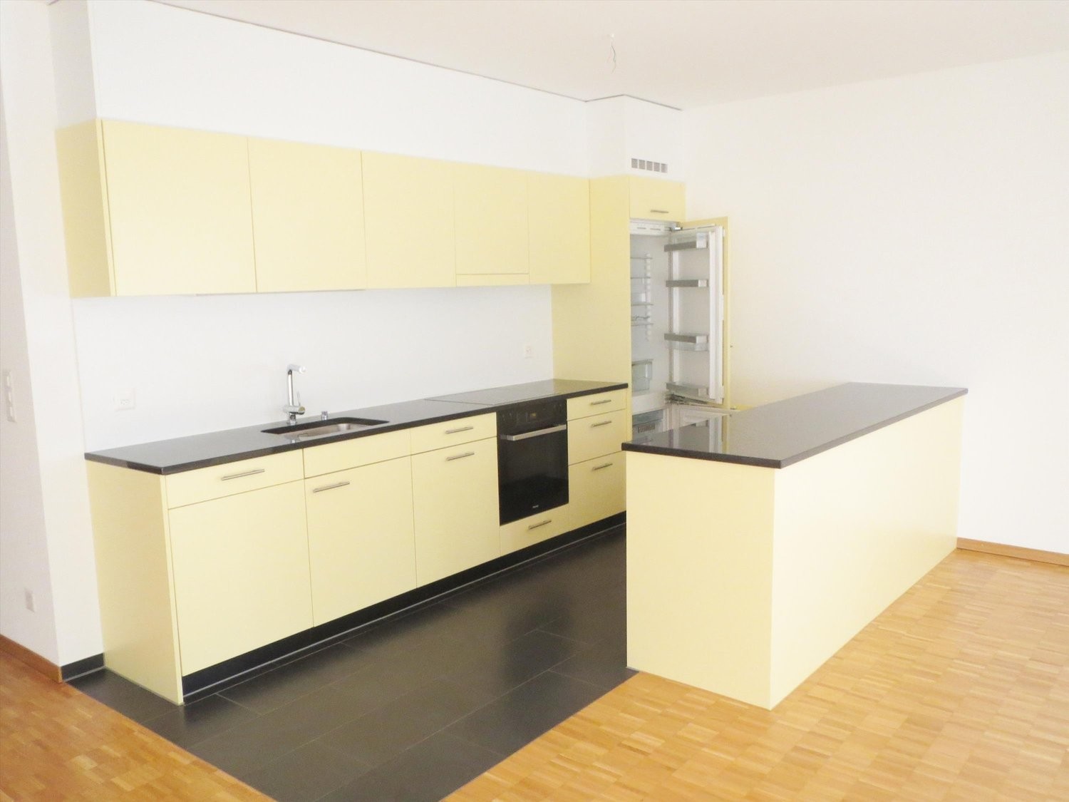 3 ½ rooms apartment, photo 2 of 6