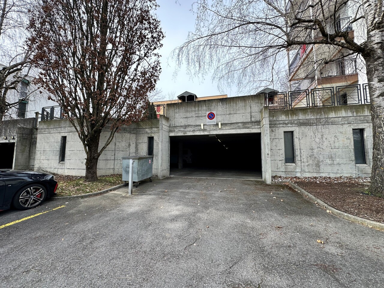 Open slot, photo 1 of 2