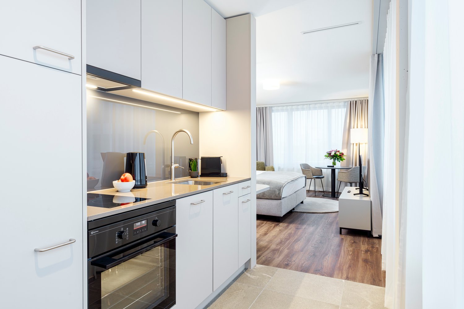 1 room apartment, photo 1 of 10