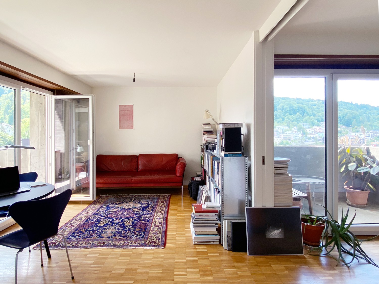 2 rooms apartment, photo 1 of 3