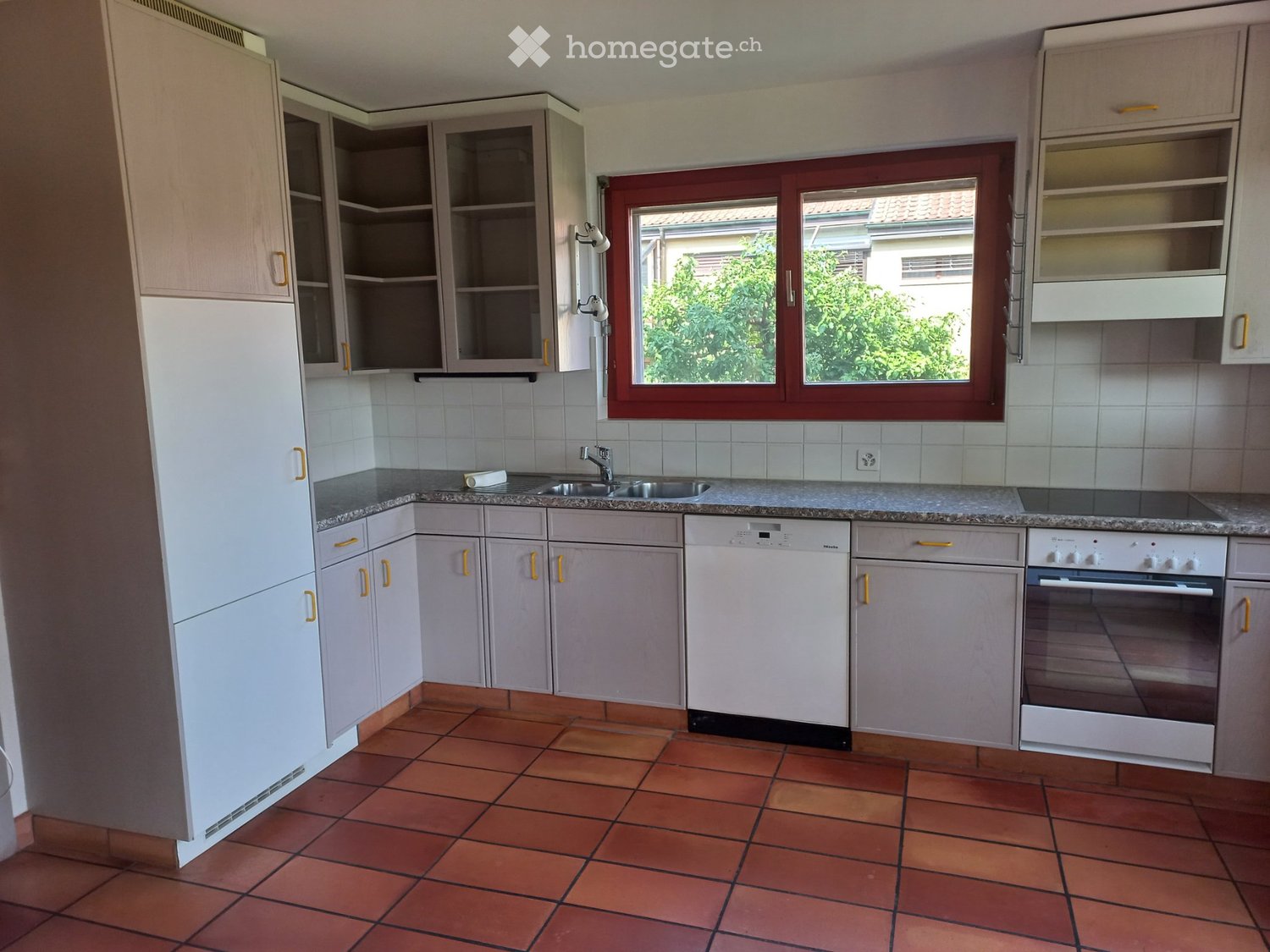 1 room single room