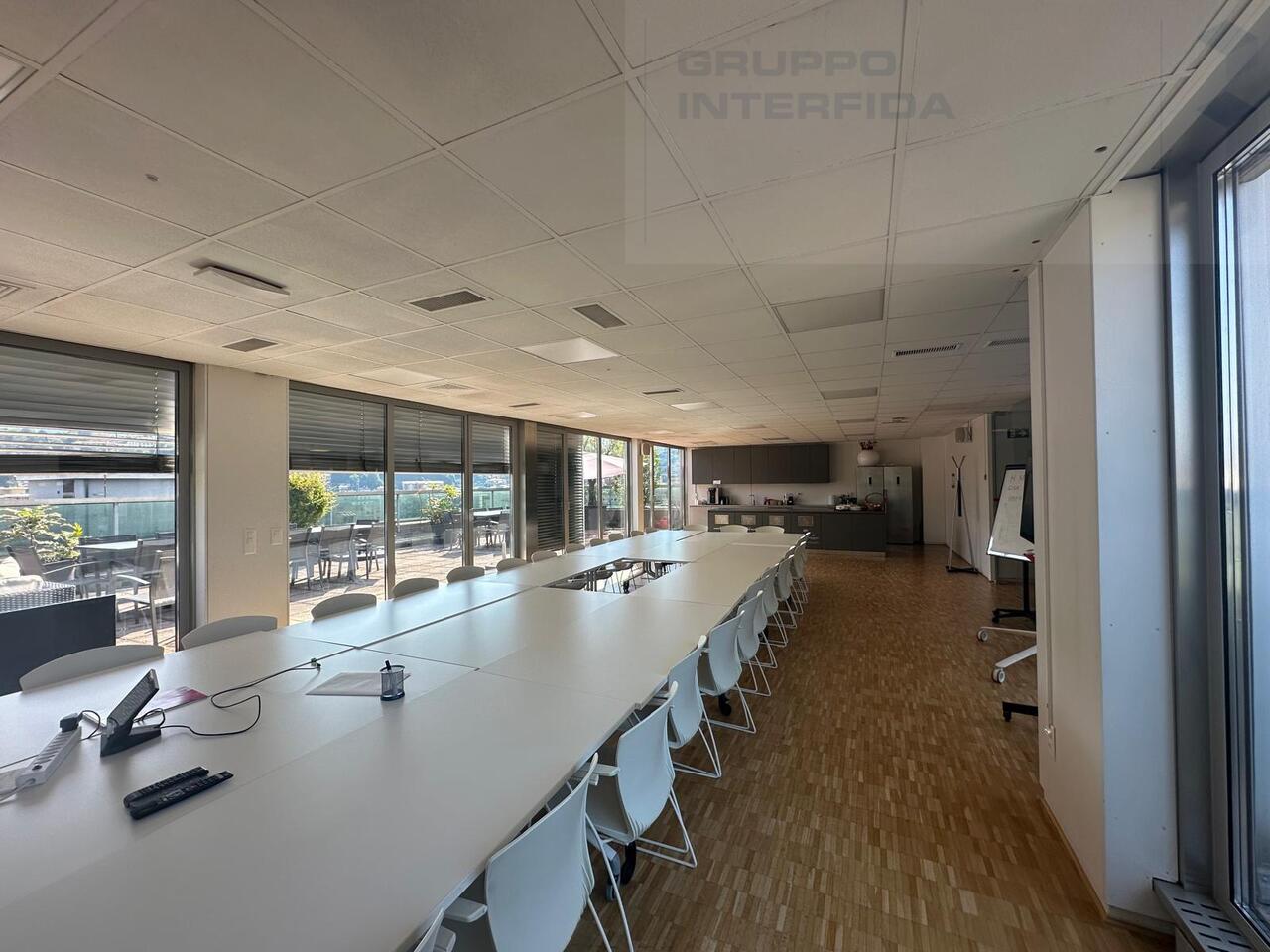 313m² ufficio