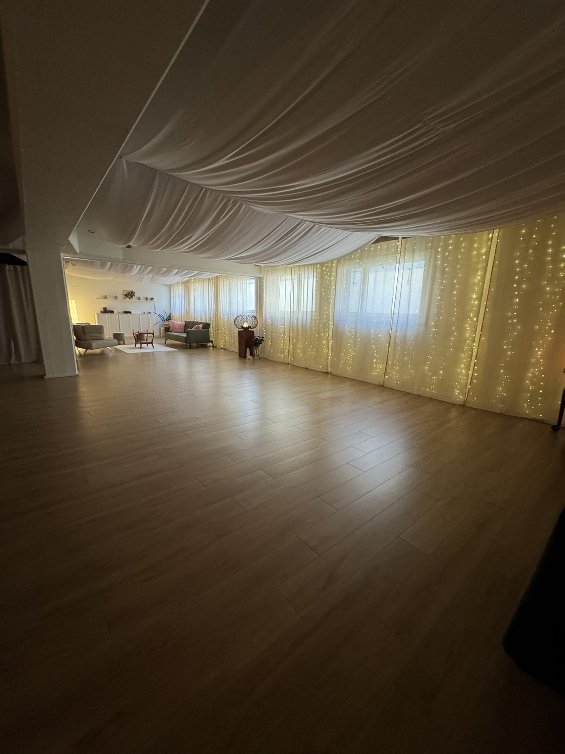 100-100m² commercial