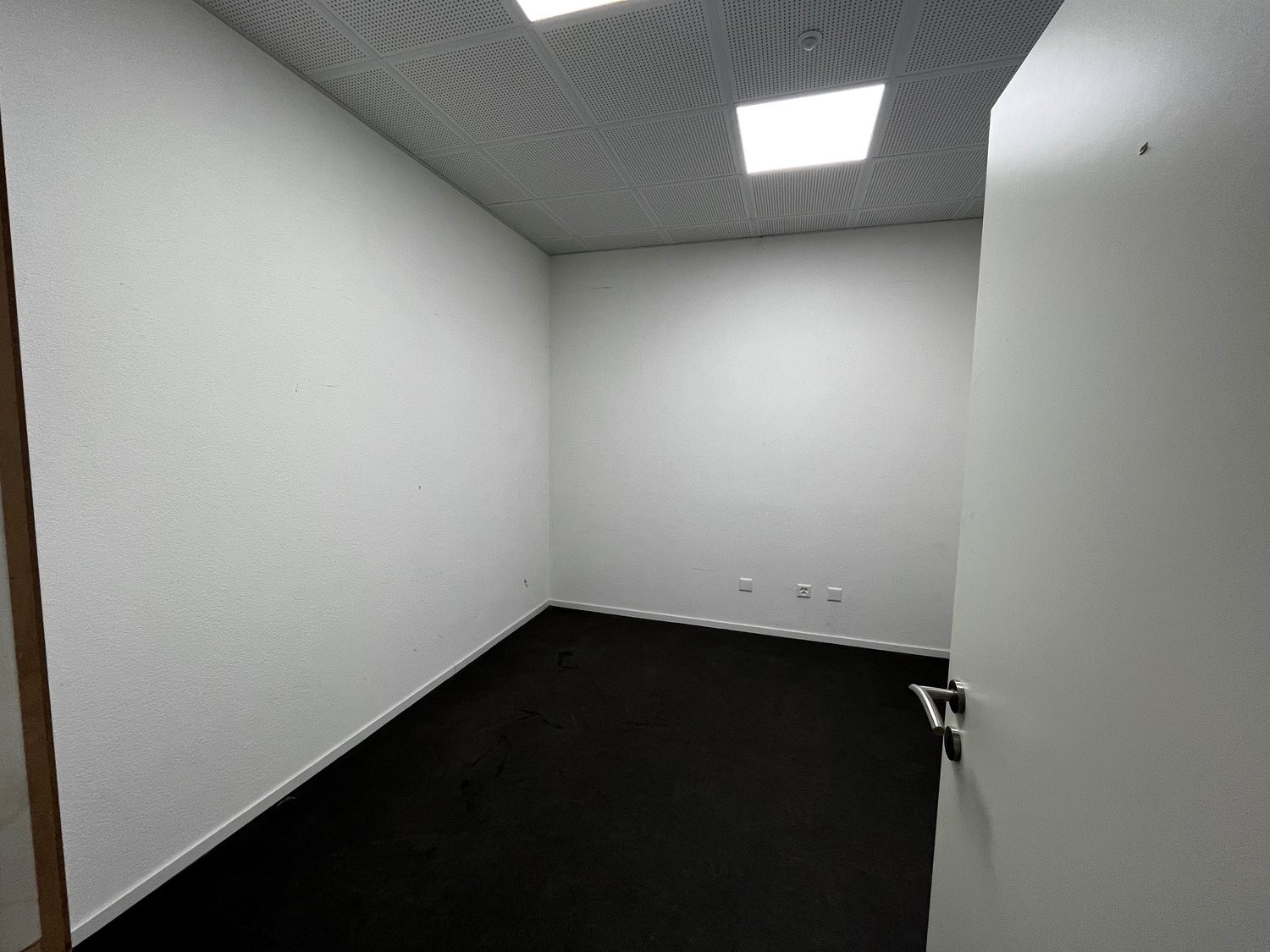 118m² office, photo 5 of 6