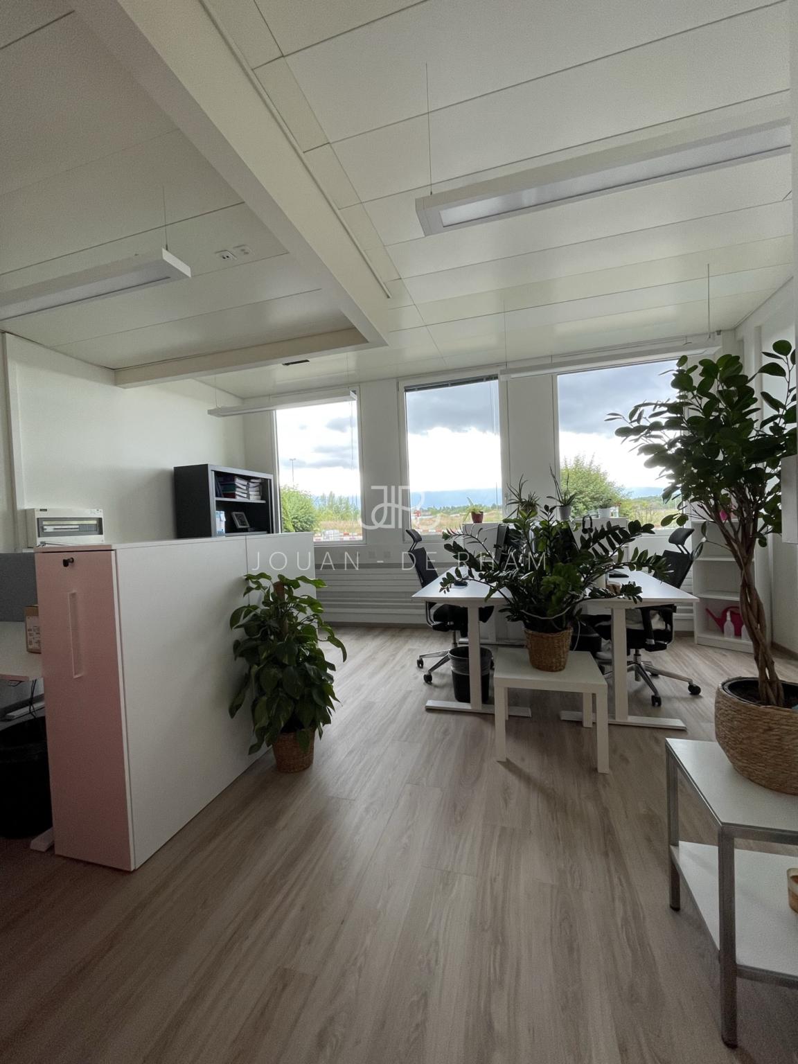 526m² Büro