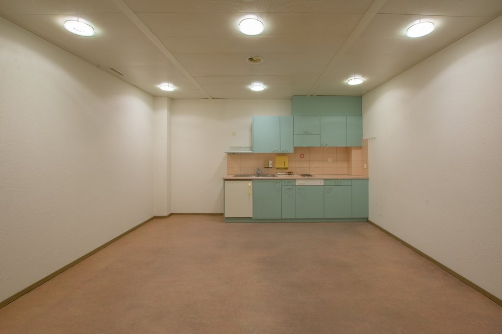 1495m² shop, photo 7 of 9