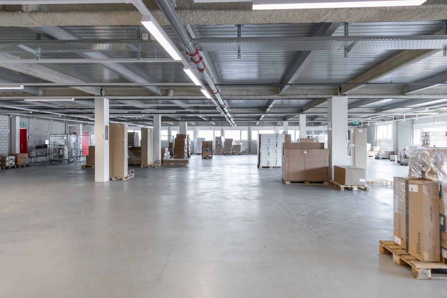250m² commercial, Foto 2 von 10