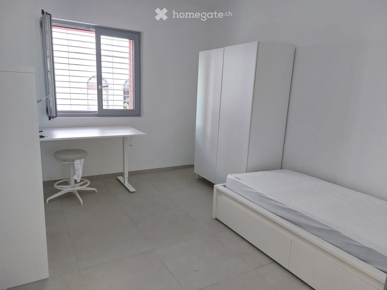 1 room single room
