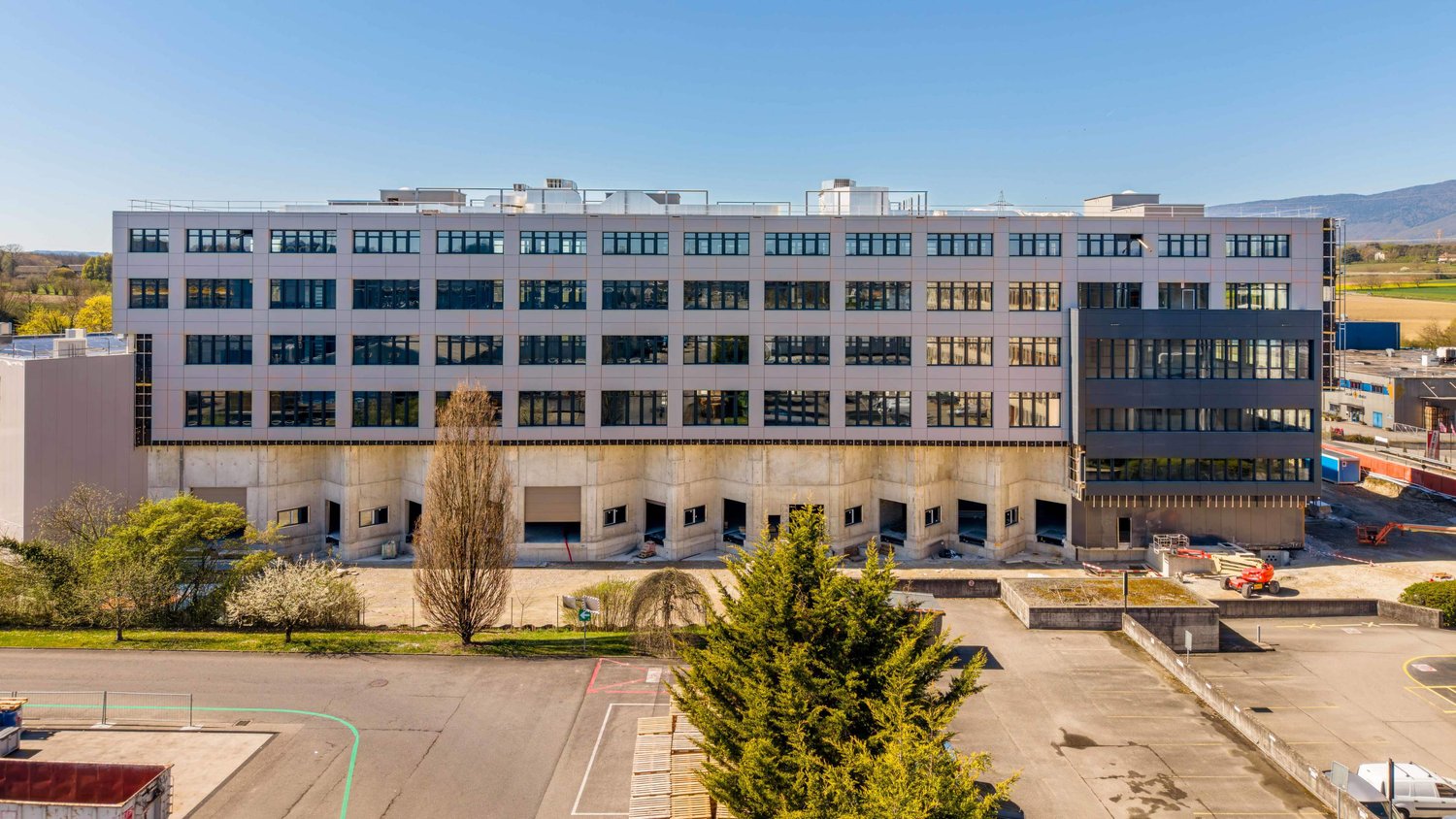 1000m² industrial object