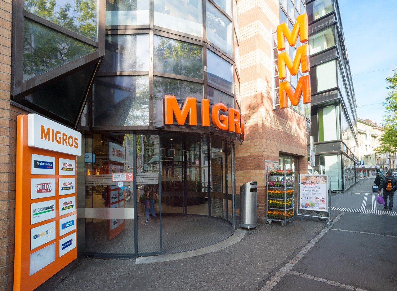 130m² commercial, photo 2 of 4