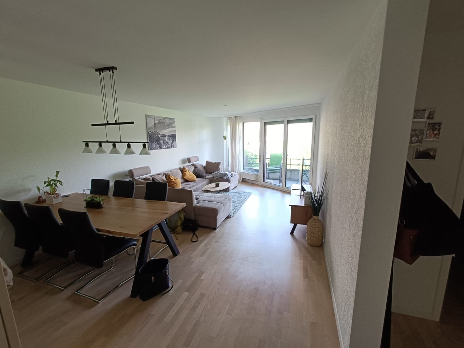 4 rooms apartment, photo 1 of 8