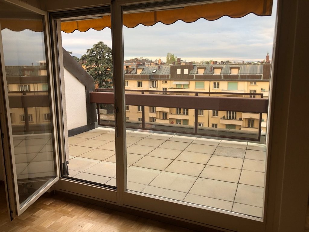 4 rooms apartment, photo 9 of 10