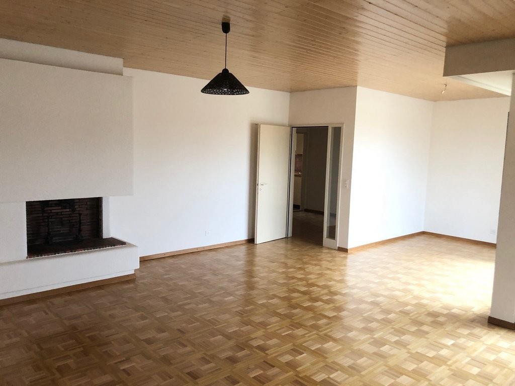 4 rooms apartment, photo 3 of 10
