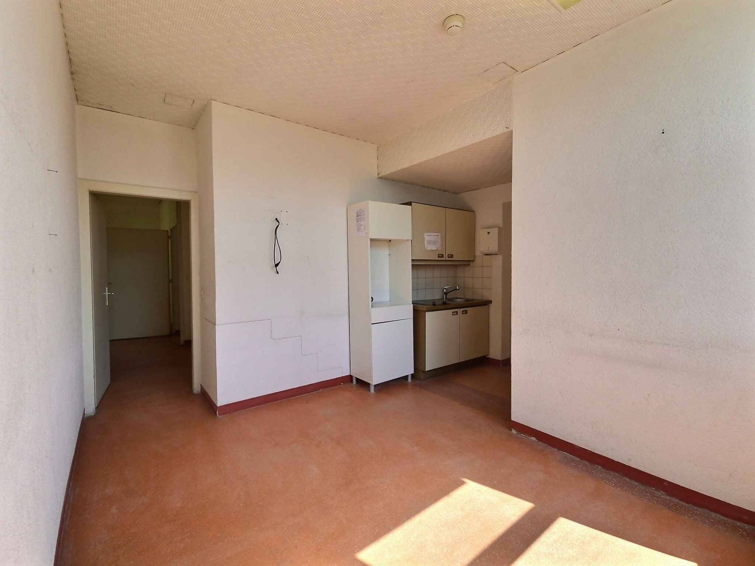 243m² commercial, photo 7 of 10