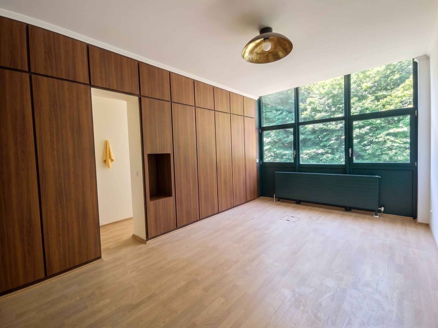 243m² commercial, photo 5 of 10