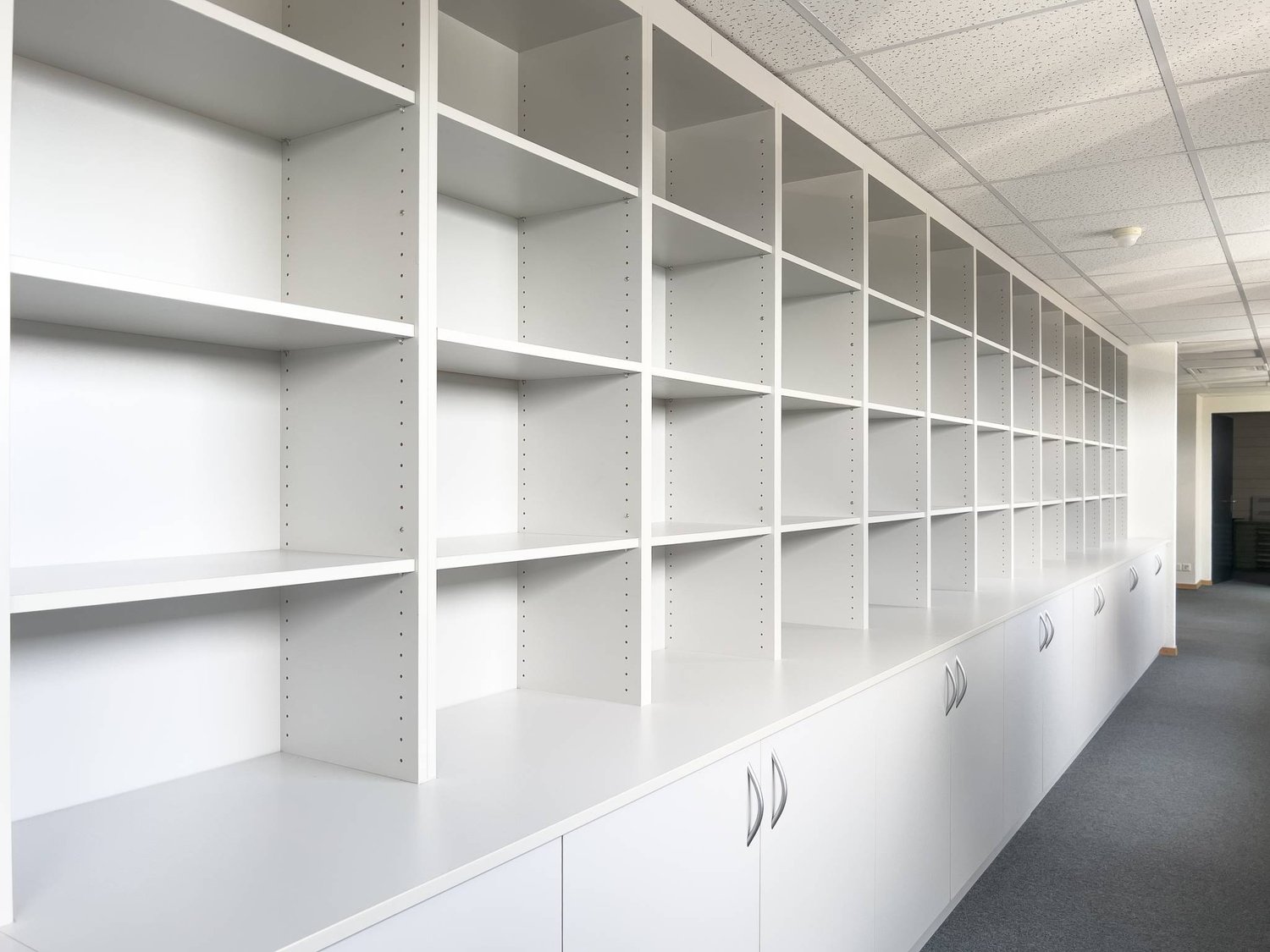 381m² office, photo 5 of 5