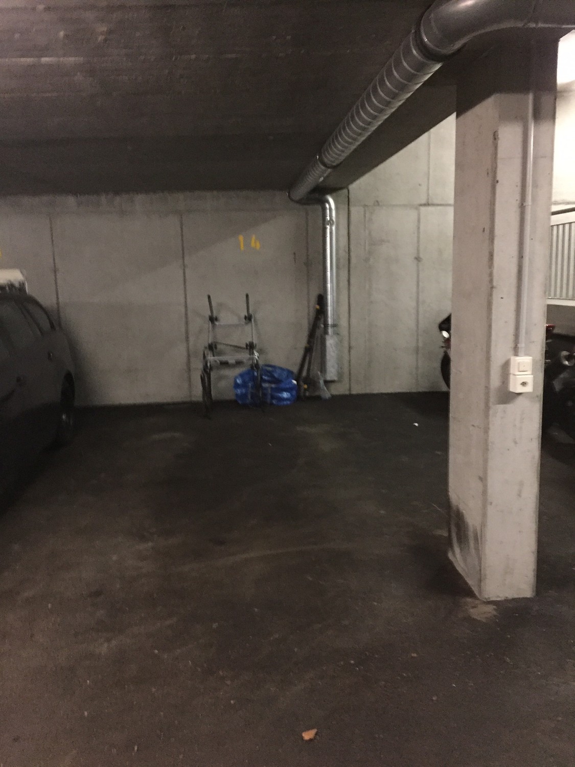 Underground slot, photo 1 of 2