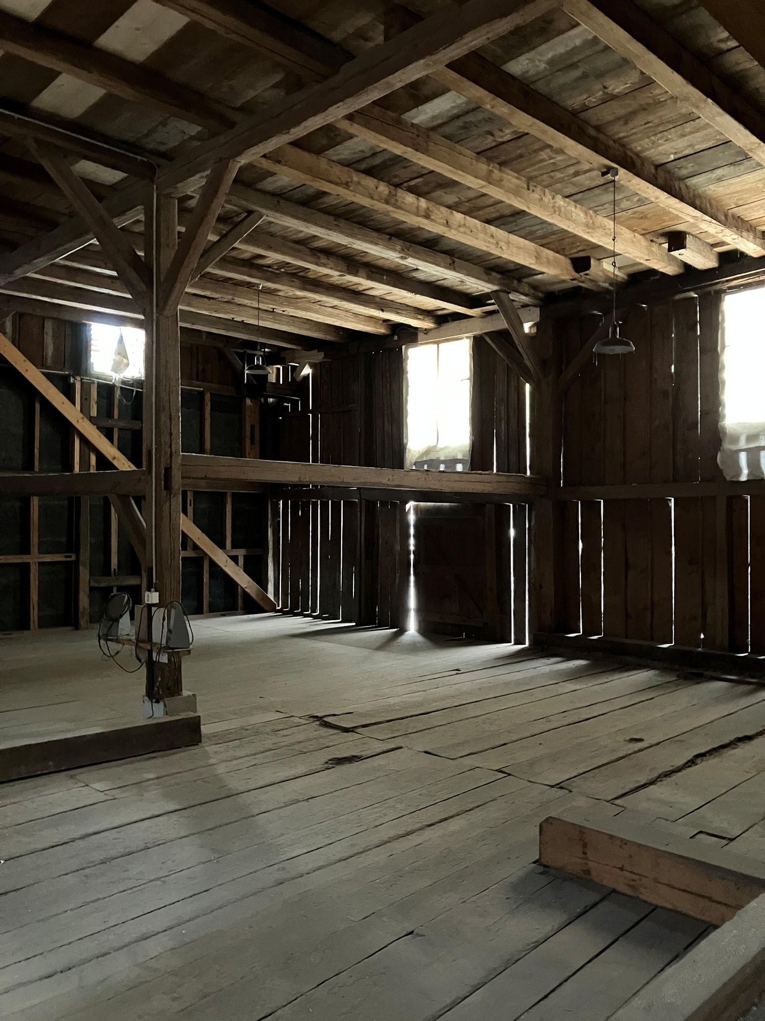 270m² storage room, photo 4 of 8
