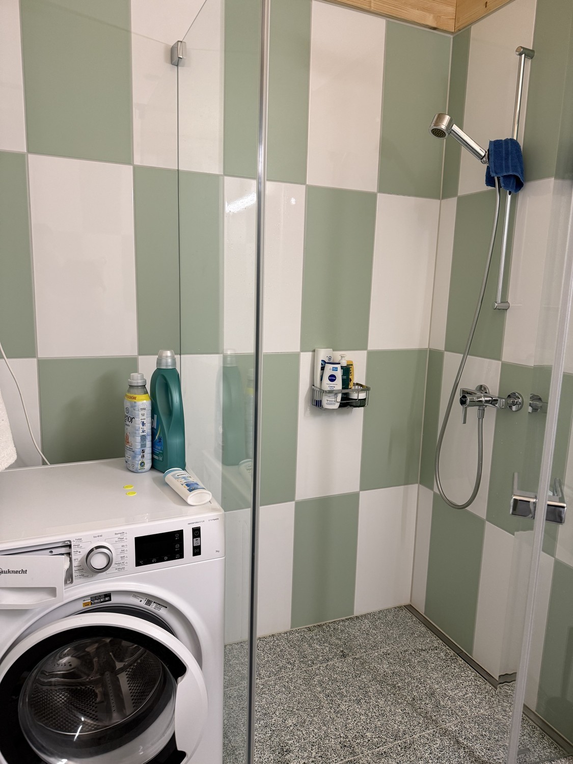 Room in a shared flat, photo 4 sur 4