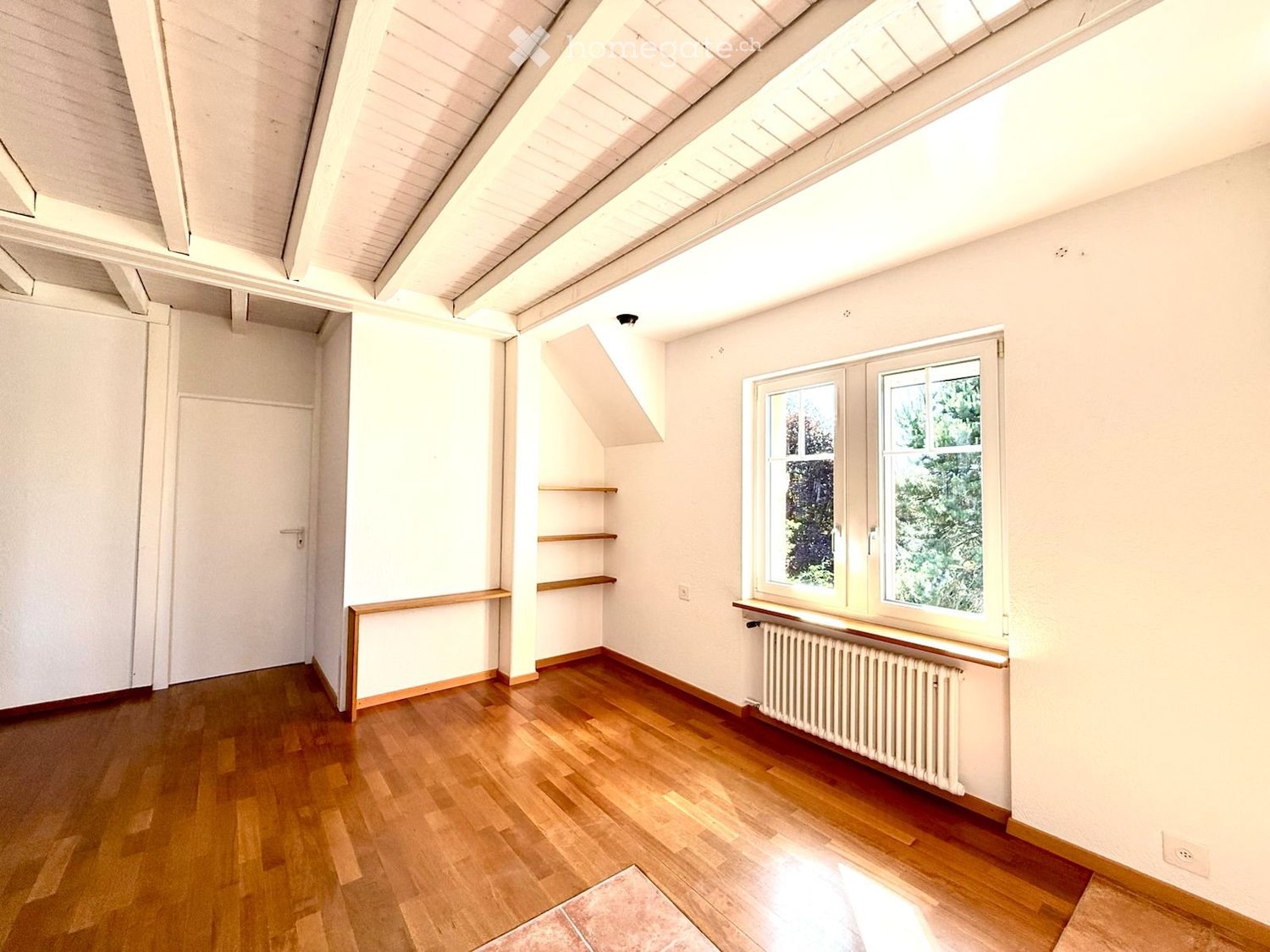 5 rooms apartment, photo 1 of 5