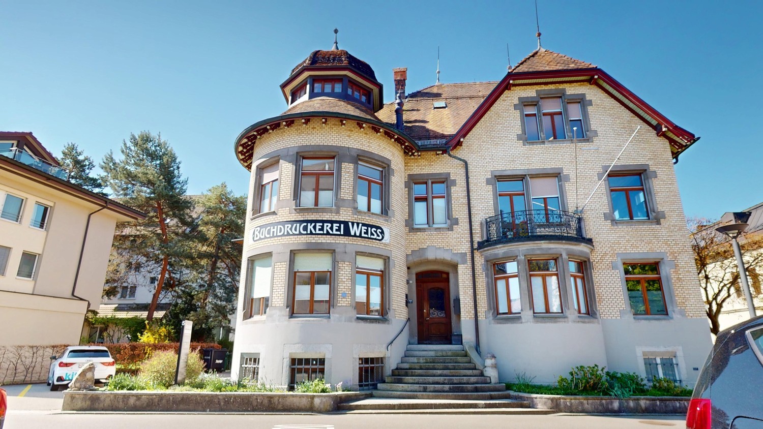 170m² office