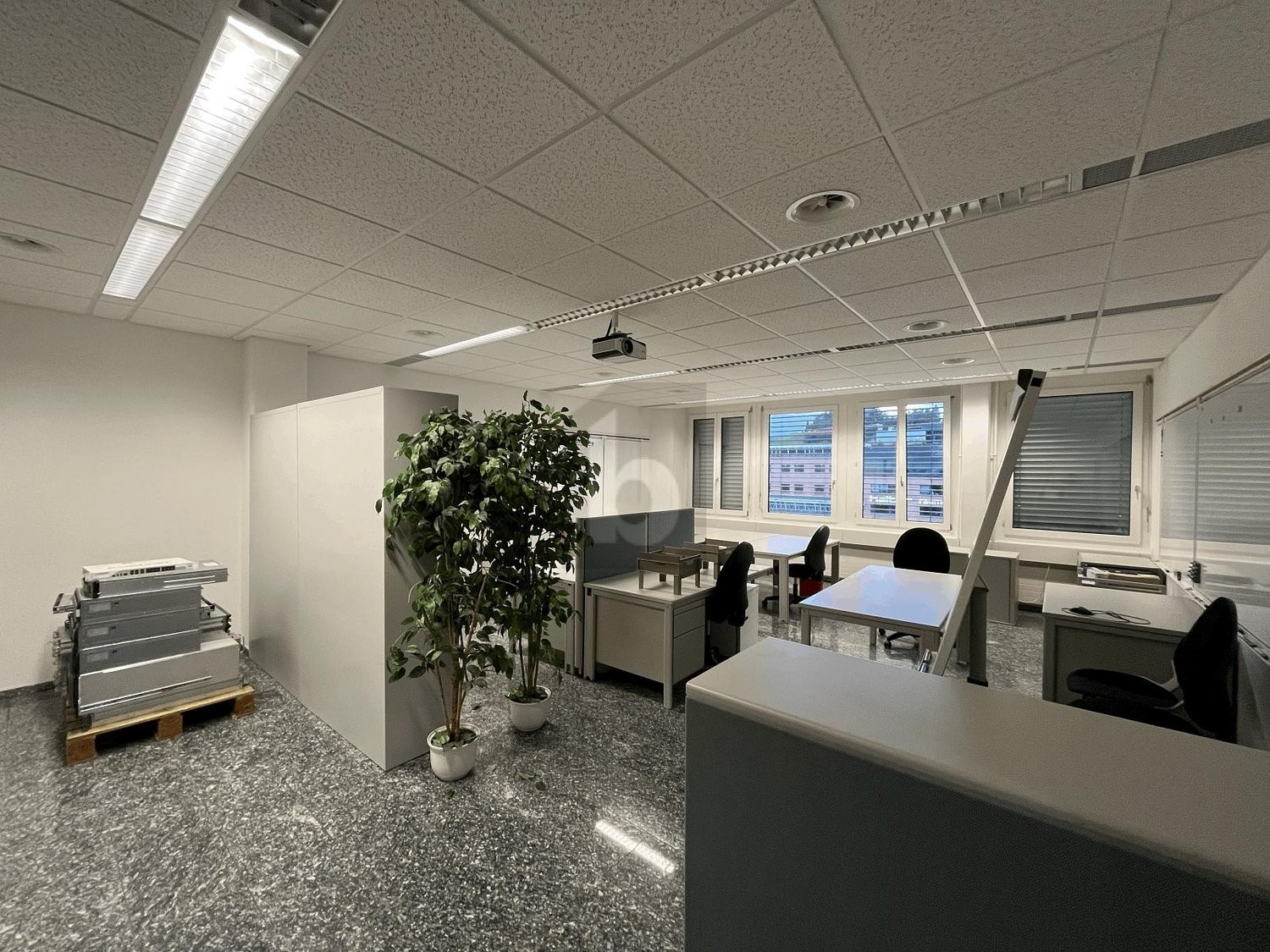 200m² office, photo 4 of 4