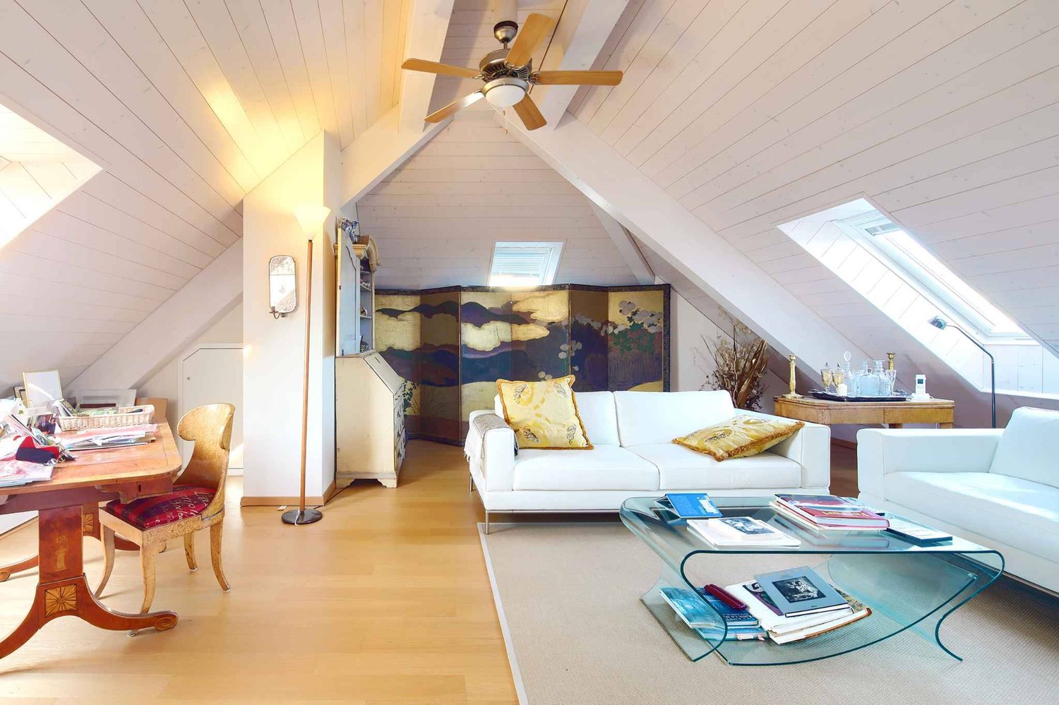 5 ½ rooms attic flat