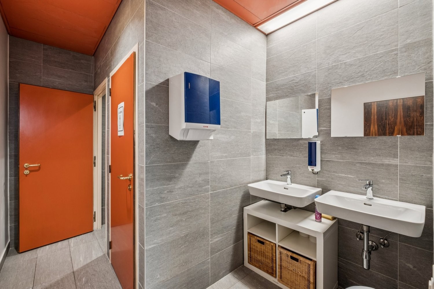 324m² office, photo 5 of 10