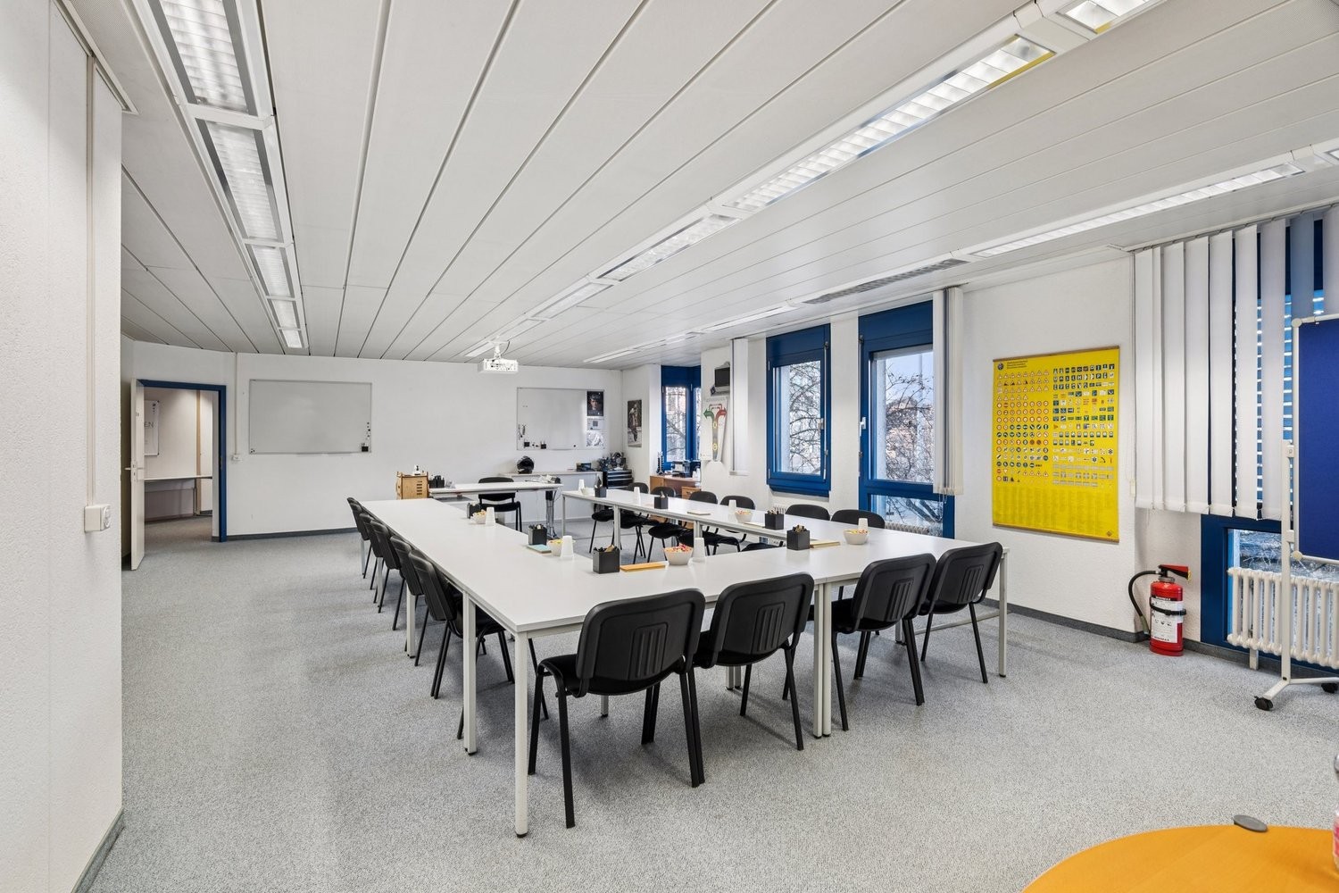 114m² office, photo 4 of 6