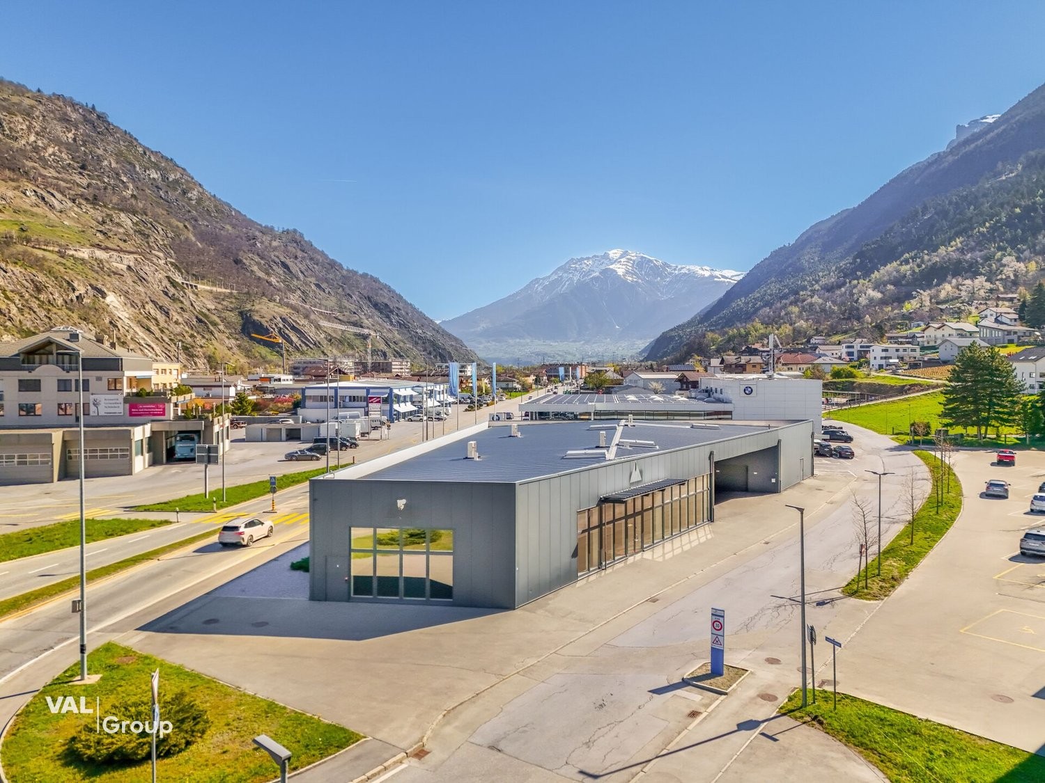 950m² commerciale