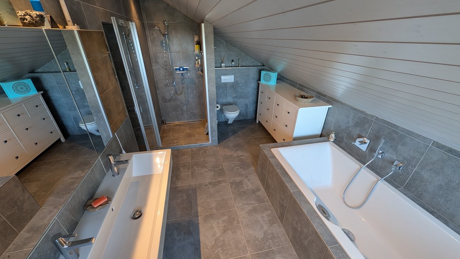 4 rooms furnished flat