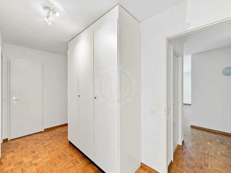 5 rooms apartment, photo 5 of 10