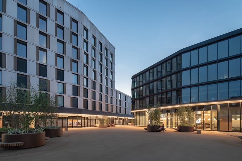317m² commercial, photo 1 of 6